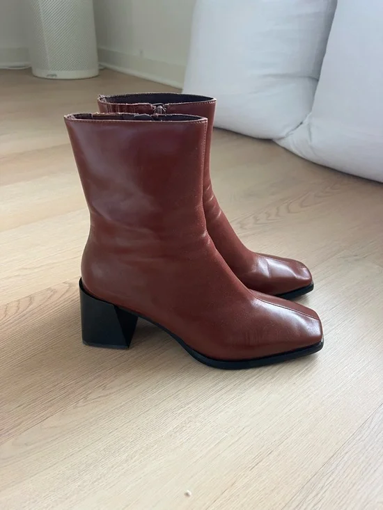 NWOT Jeffrey Campbell Cognac Leather Block Heel Ankle Boots - Picture 4 of 10